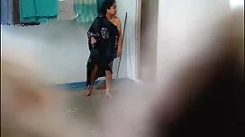 سیاه و سفید با یک کل ...
